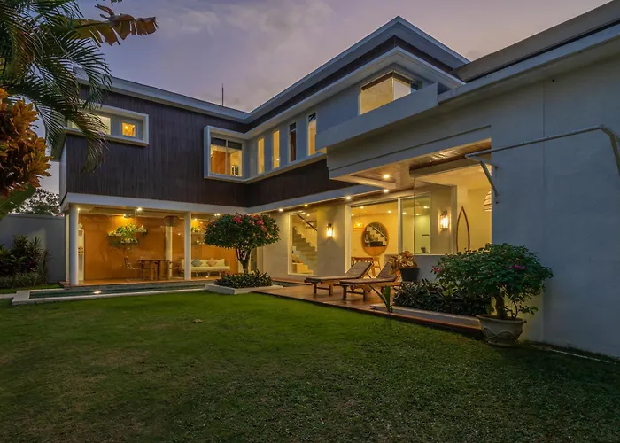 Nestor - New Contemporary 3bd Next To The