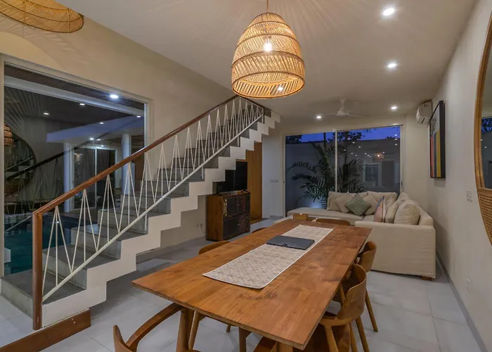 Villa Nestor - New Contemporary 3bd Next To The