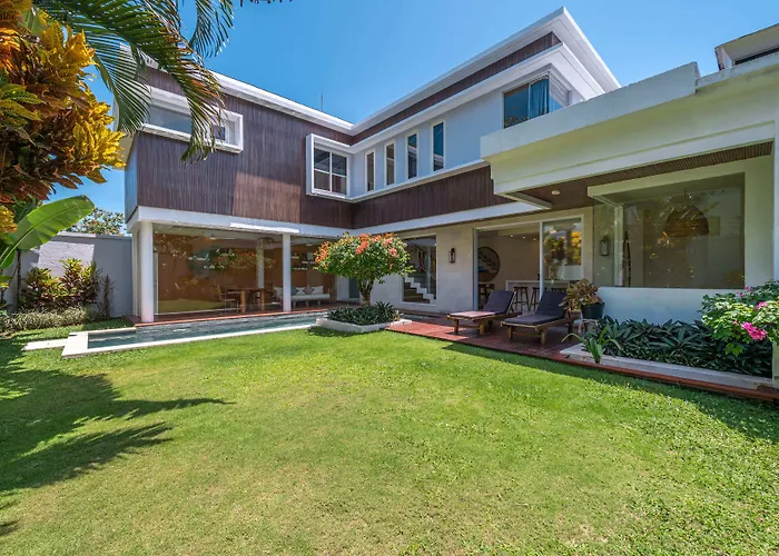 Villa Nestor - New Contemporary 3bd Next To The