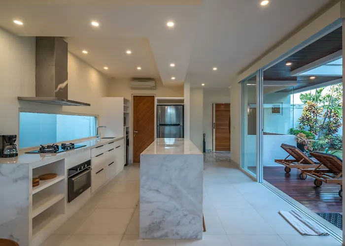 Nestor - New Contemporary 3bd Next To The Villa Canggu (Bali)